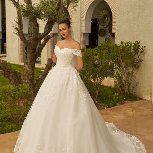 Robe de mariée princesse Shay en tulle et dentelle festonnée